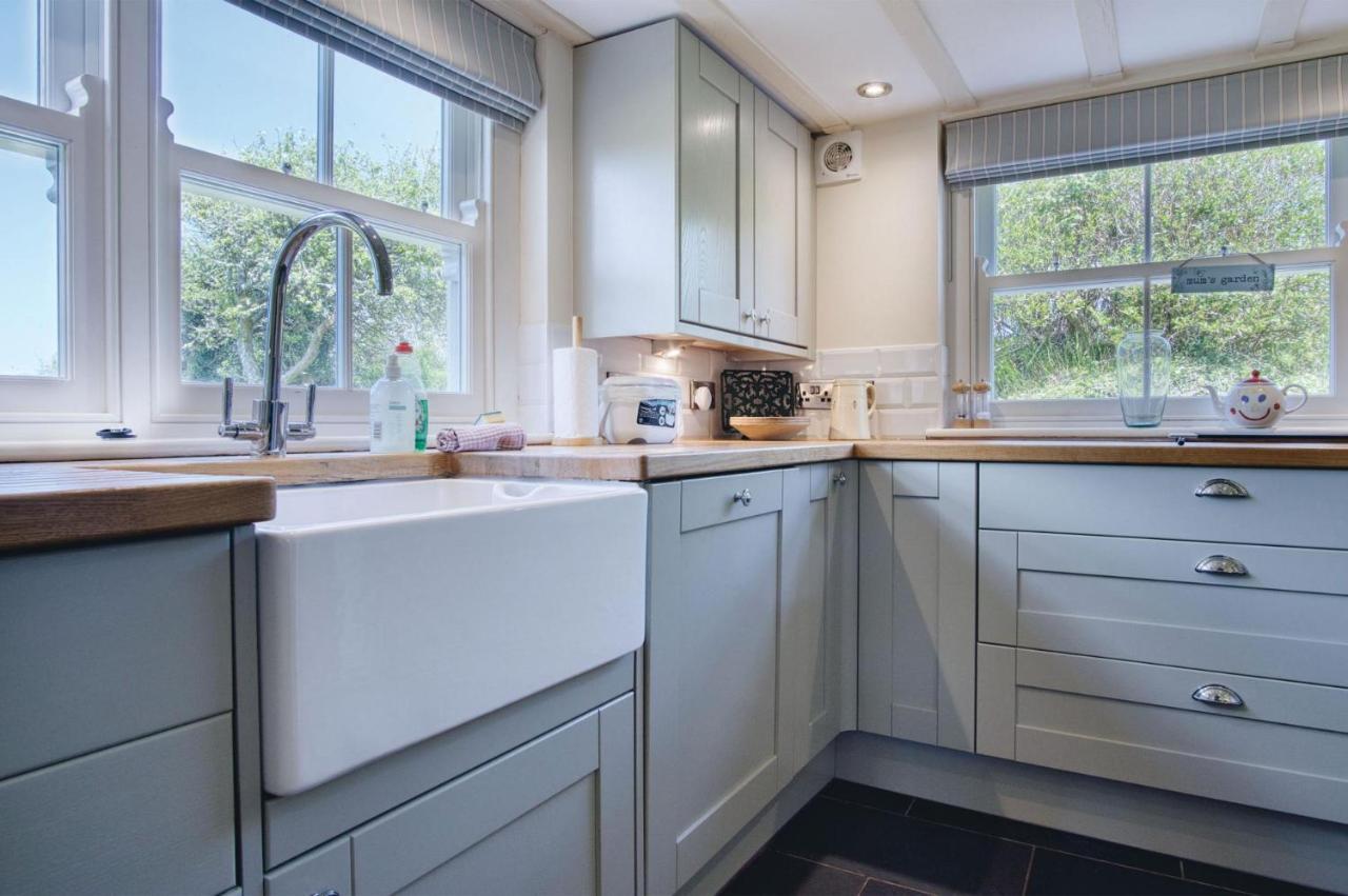 Dollars Cottage - 4 Bedroom Cottage - Llangennith Esterno foto